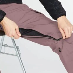 VOLCOM ASTON GTX PANT W ROSEWOOD 23 -Winter Sportswear 9 115546 aston gtx pant rosewood h1352306 ros 06