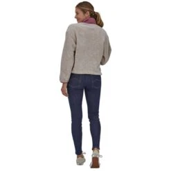 PATAGONIA W'S SYNCH JKT OATMEAL HEATHER W/EVENING MAUVE 23 -Winter Sportswear 9 126647 22955 olma 03