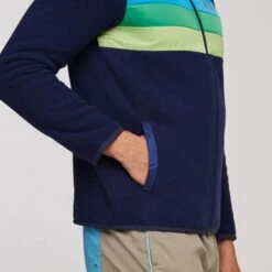 COTOPAXI TECA FLEECE HOODED FULL-ZIP SHIP SHAPE 23 -Winter Sportswear 9 127505 teca fleece hooded full zip ship shape tfhfz ships 05