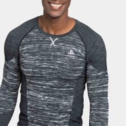 ODLO BLACKCOMB ECO BL TOP CREW NECK L/S BLACK SPACE DYE 23 -Winter Sportswear 9 95365 blackcomb eco bl top crew neck l s black space dye 188562 60223 03