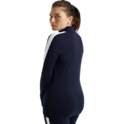 ICEBREAKER W 200 SONEBULA LS HIGH NECK MIDNIGNT NAVY/ ROY NAVY/SNOW/CB 23 11 ICEBREAKER W 200 SONEBULA LS HIGH NECK MIDNIGNT NAVY/ ROY NAVY/SNOW/CB 23 -Winter Sportswear 9 95568 w 200 sonebula ls high neck mid navy roy navy snow cb ib0a59ju090 04