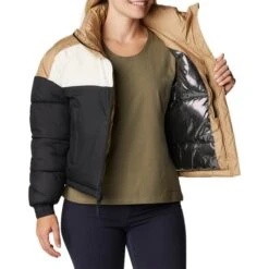 COLUMBIA PIKE LAKE CROPPED JACKET W BLACK/CHALK/BEACH 22 -Winter Sportswear 9 102756 pike lake cropped jacket w black chalk beach 1955223 011 06