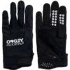 OAKLEY SWITCHBACK MTB GLOVE BLACKOUT 23 -Winter Sportswear 9 102935 switchback mtb glove blackout fos900879 02e 01