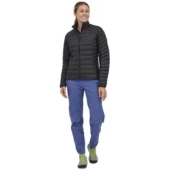 PATAGONIA W'S DOWN SWEATER BLACK 23 -Winter Sportswear 9 110902 w s down sweater black 84684 blk 06