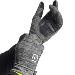 ORTOVOX FLEECE LIGHT GLOVE M BLACK STEEL BLEND 23 -Winter Sportswear 9 114823 fleece light glove m black steel blend 56369 bs 02